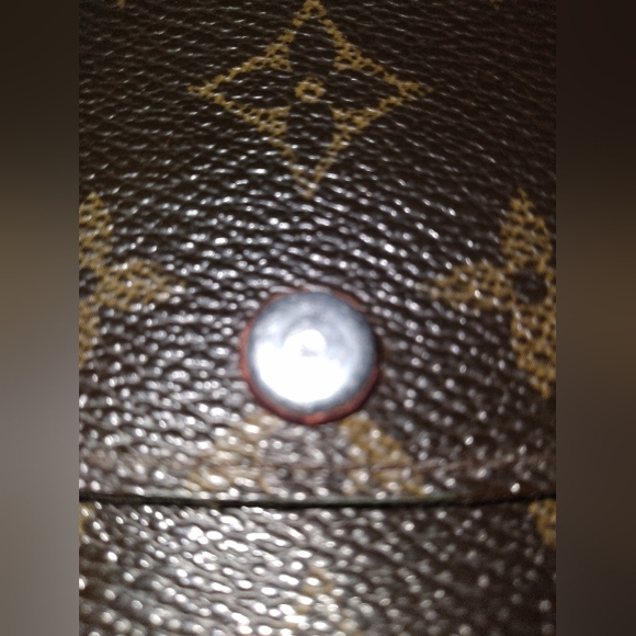 Authentic LOUIS VUITTON Portofeuil Emily Folded Purse Monogram PVC Canvas - Picture 12 of 15